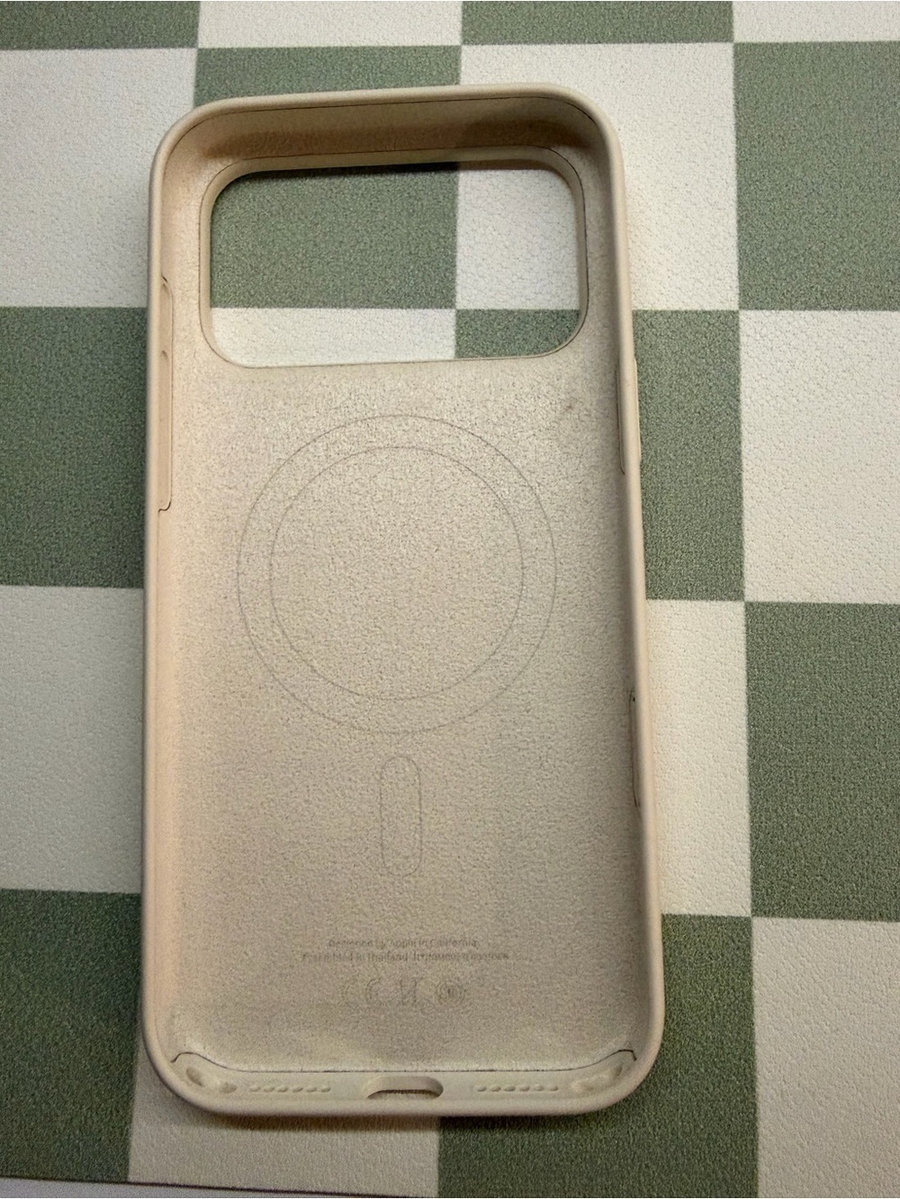 iPhone 17 Pro Max Apple Silicone Case - Picture 2 of 5